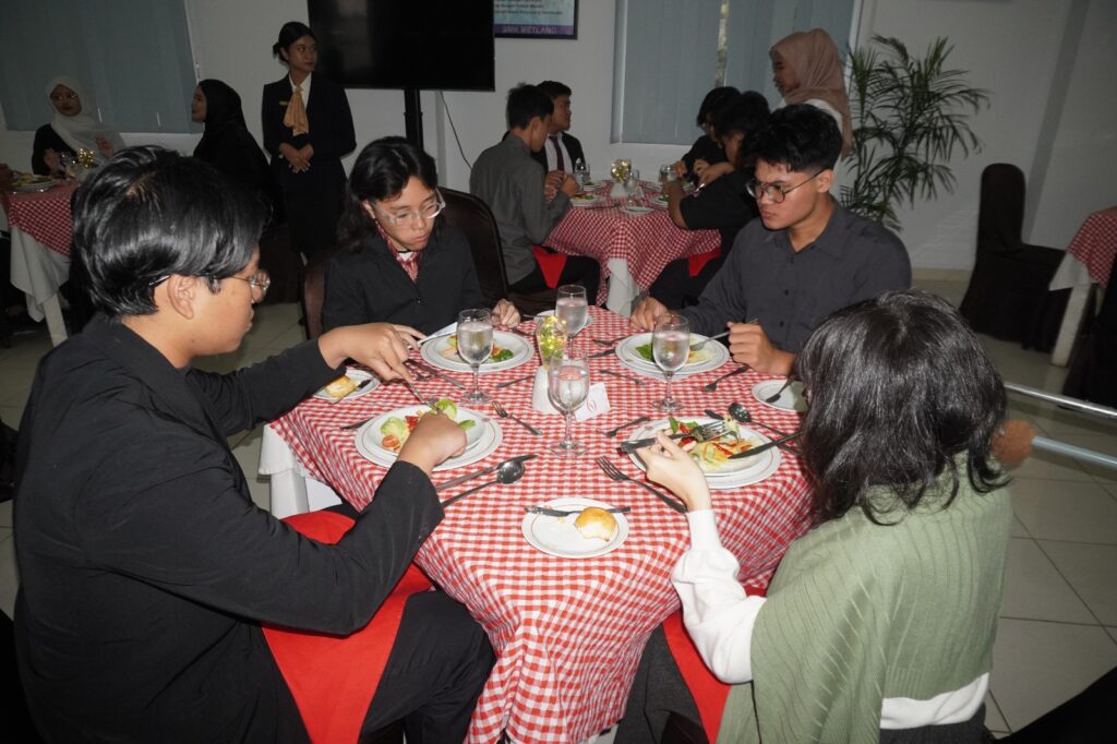 WhatsApp Image 2025-06-02 at 14.12.08