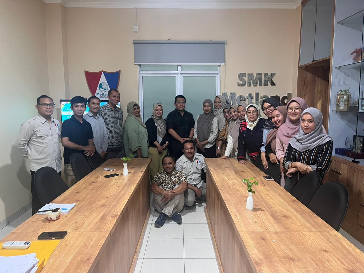 Wujudkan Manajemen Berstandar Internasional, SMK Pariwisata Metland School Raih Sertifikasi ISO